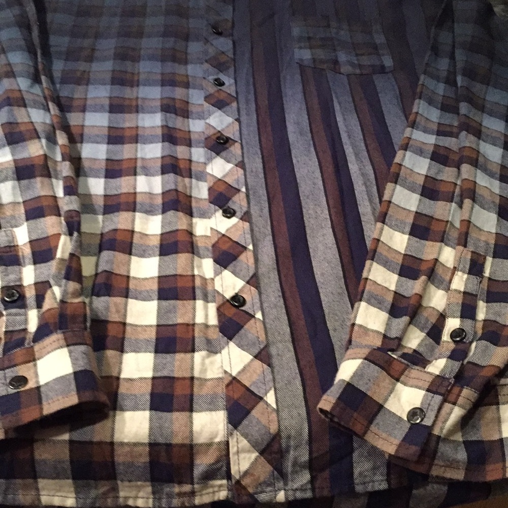 Sovereign Code Multi-Print Button Down 2xl - image 5